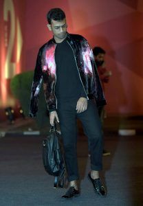 amazonindiafashionweek_ss17_streetstyle_bomberjacket_fashion_style