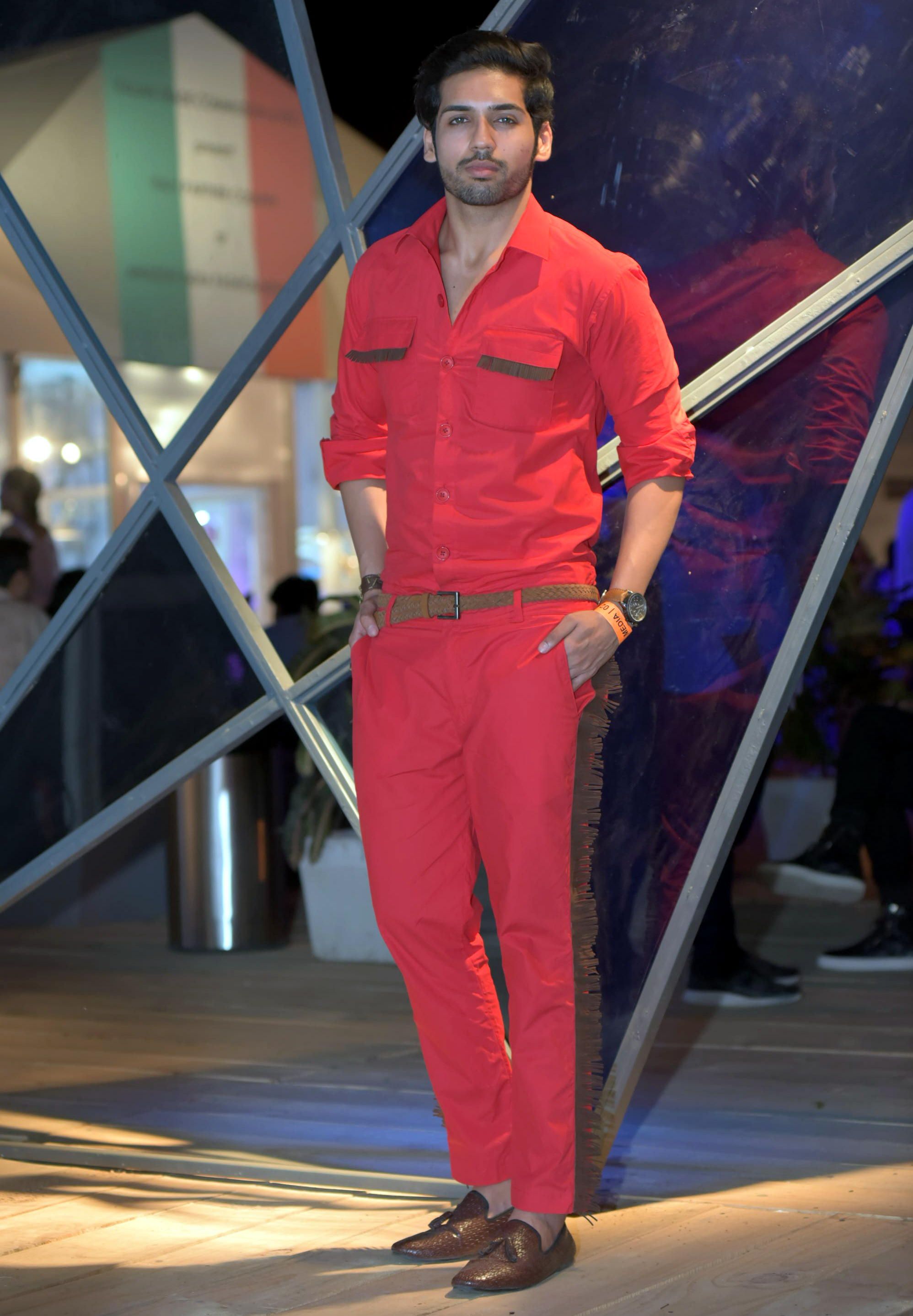 men_amazonindiafashionweek_red_fashion_style