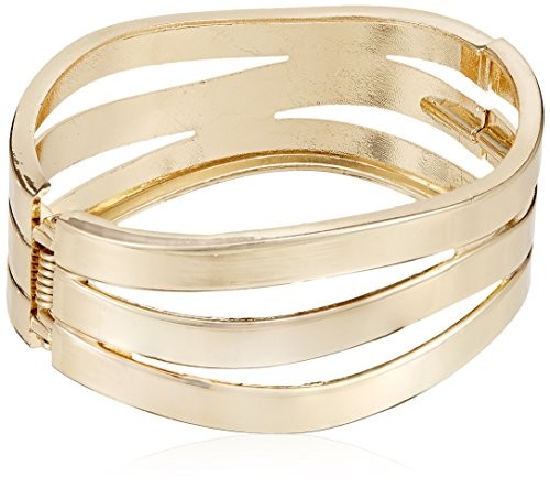Pout Out Cuff for Women (Golden) (BRC-076 GLD)
