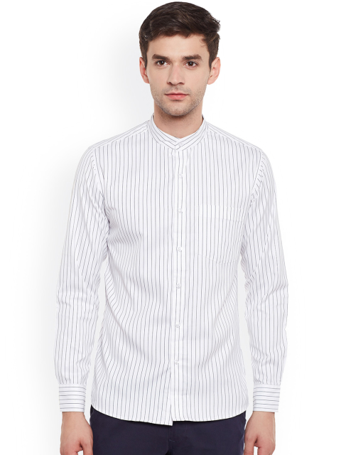 DENNISON Men White & Black Comfort Slim Fit Striped Casual Shirt