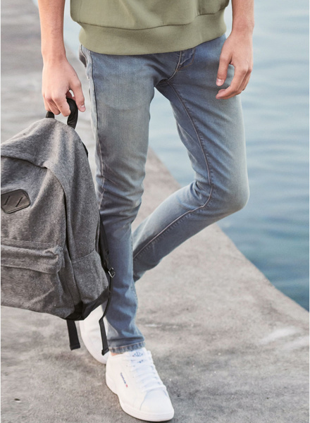 Chalk Wash Jeans With Stretch