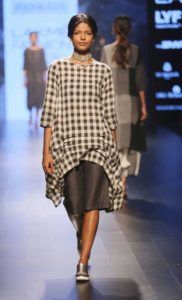 Lakme_Fashion_Week_2016_Padmaja_Fashion_Style