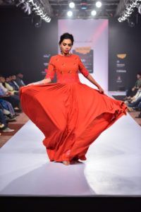 Purvi_Doshi_Bangalore_Fashion_Week_Red_Style