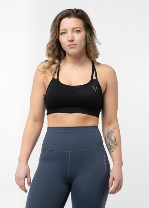 Double straps mean you can get into double trouble! Our bestselling sports bra is breathable, moisture-wicking and designed with the ideal amount of support.