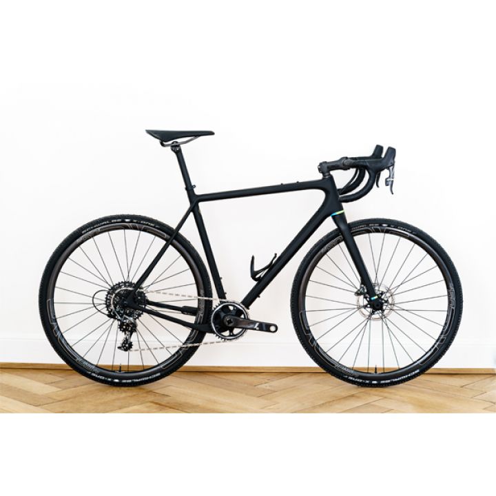 Ride on asphalt, hit the gravel, or shred the dirt on the OPEN U.P.P.E.R. Frameset. With fast geometry, lightness, and big tires, this bike is unstoppable